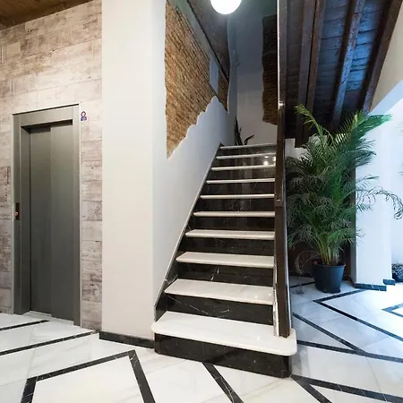Simba Apartment *